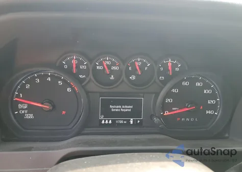 2024 Chevrolet Silverado K1500 z USA, uszkodzony, nr VIN 1GCRDAED9RZ283147